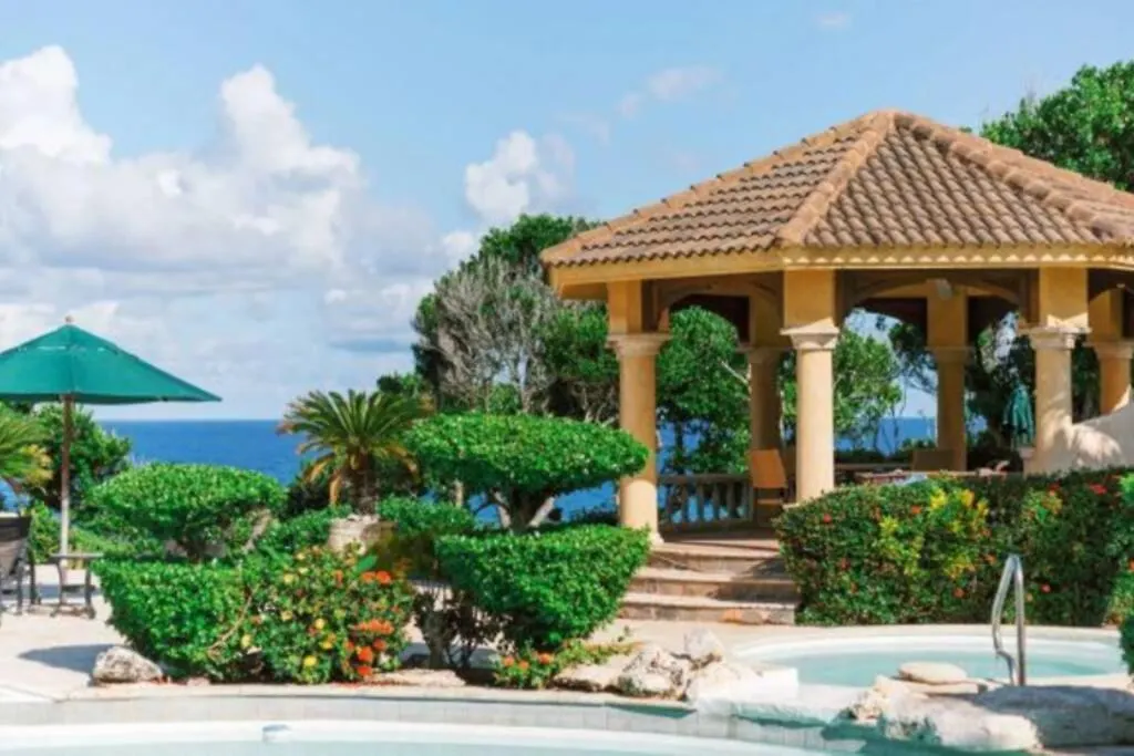 Luxury Private Oceanfront Villa Blue Orchid Cabrera